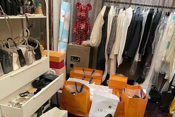 保定市回收一线品牌衣服